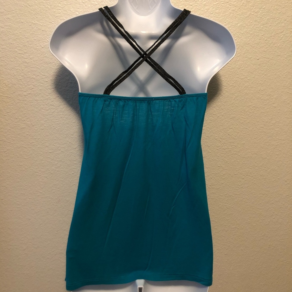 Embroidered top - Picture 3 of 5